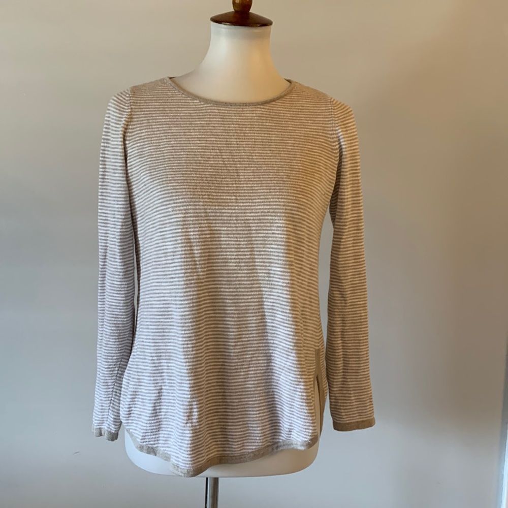[Eileen Fisher] Gray/White Linen Knit Blouse - Size Small